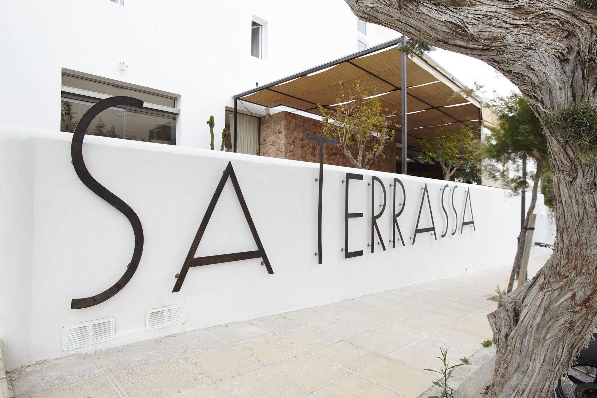 Apartamentos Castavi Es Pujols Exterior photo